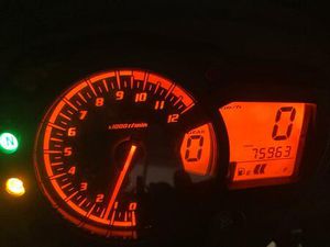 SUZUKI GSX 1250 FA - TOP MOTORRAD FÜR KÖNNER ABER AUCH ANFÄNGER