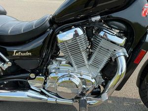 SUZUKI INTRUDER 800 CCM