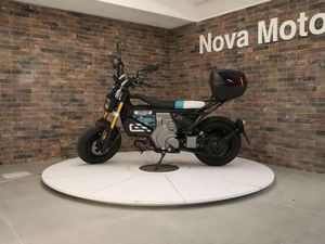 BMW CE 02 11KW ABS NERO