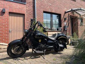 YAMAHA XVS 1100 DRAGSTAR CLASSIC BAD ASS BIKE