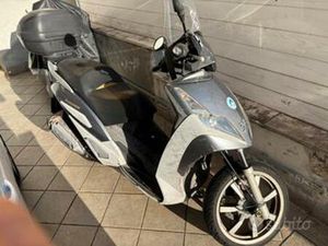 PEUGEOT GEOPOLIS 250