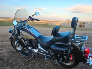 1998 SUZUKI INTRUDER 1500