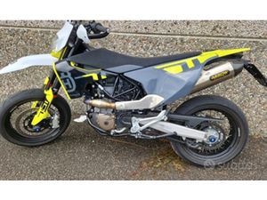 HUSQVARNA 701 SUPERMOTO TEKMO ARROW