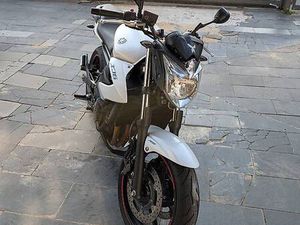 YAMAHA XJ6N ABS CANTON TESSIN -