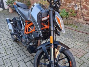 KTM DUKE 125 AUS 2022 MIT 14917 KM