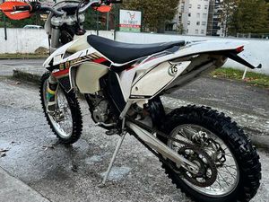 KTM 350 EXC-F (EXCF) - MOTO D'ENDURO HOMOLOGUÉE