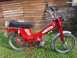MOTOBÉCANE MOBYLETTE