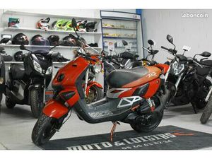 PEUGEOT TREKKER 50 CC TKR