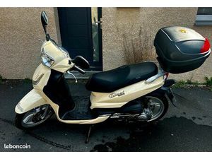 SCOOTER PEUGEOT 125