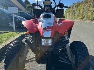 QUAD POLARIS TRAIL BLAZER 330