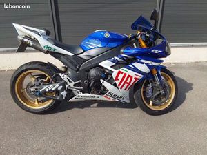 R1