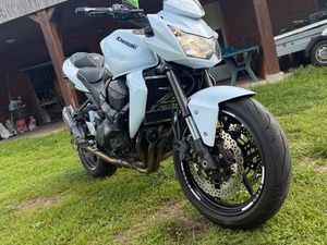 KAWAZAKI Z 750