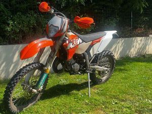 125 EXC 2011
