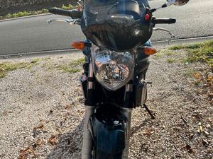 À VENDRE YAMAHA FAZER 600