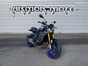 ⭐ MT-09 SP AKRAPOVIC ⭐ ETAT NEUF 657 KMS GARANTIE CONSTRUCTEUR 2030