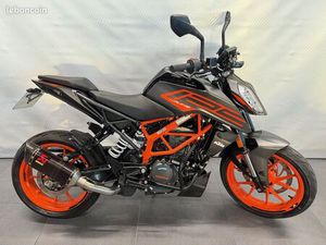 KTM 125 DUKE ABS 2023 / AKRAPOVIC