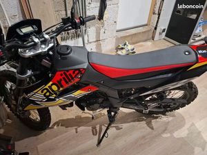 125 ENDURO HOMOLOGUÉ ROUTE CARTE GRISE À JOUR