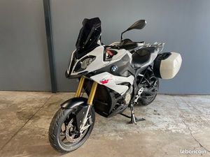 BMW S1000XR - AKRAPOVIC