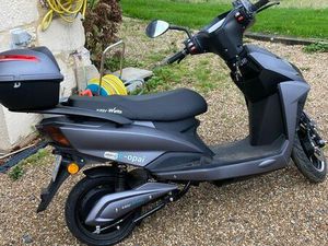SCOOTER ÉLECTRIQUE E-OPAI ( MARQUE EASY-WATTS)