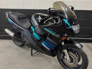 HONDA CBR 1000 F | 1995 – TRÈS BON ÉTAT