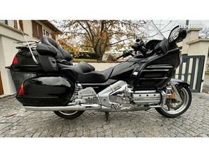 VENDS GOLDWING 2001