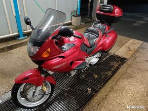 HONDA 650 DEAUVILLE MTT1 PERMIS A2