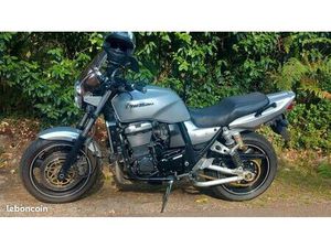 KAWAZAKI ZRX 1100