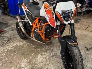 KTM 690 DUKE A2