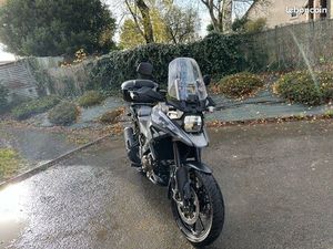SUZUKI V-STROM 1050
