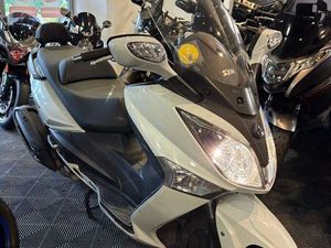 SYM GTS 300 GARANTIE 3 MOIS