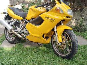 DUCATI ST2 944