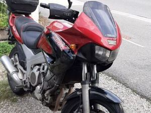 MOTO YAMAHA TDM 850