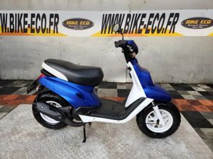 MOTOBECANE (MBK) BOOSTER SPIRIT 2015