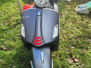 VESPA GTS 125 SUPERSPORT