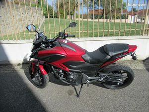 HONDA NC750X DCT