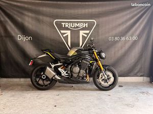 TRIUMPH SPEED TRIPLE 1200 RS