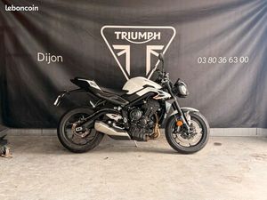 TRIUMPH STREET TRIPLE R A2