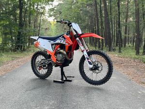 KTM SXF ROK 2022 CC 450 SCHODNIA