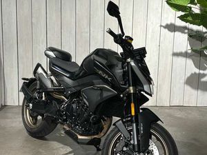 CF MOTO 800NK ADVANCED - LE SHOWROOM