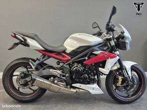 TRIUMPH STREET TRIPLE 675 R 2013