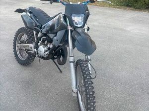 HUSQVARNA WR 125 HOMOLOGUÉE