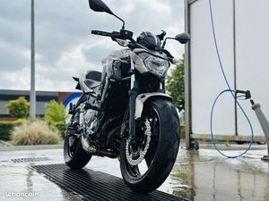 MOTO KAWASAKI Z650 A2