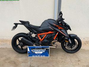 1390 SUPER DUKE R TECH PACK 2025