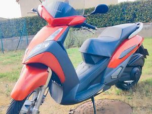 SCOOTER 125 CM³ IDÉAL CAMPING CARISTE