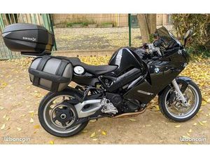 BMW F 800 ST TRES BON ETAT /CT VIERGE