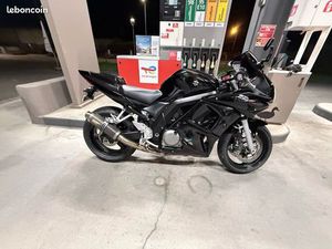 SUZUKI SV650S