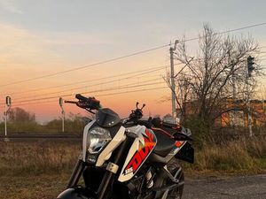 KTM DUKE
