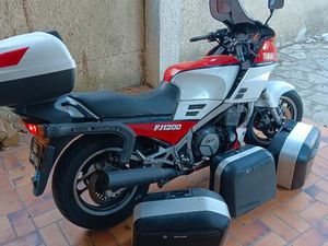 FJ 1200