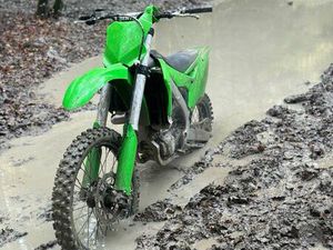 450 KXF