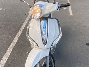 PIAGGIO LIBERTY SCOOTER 125